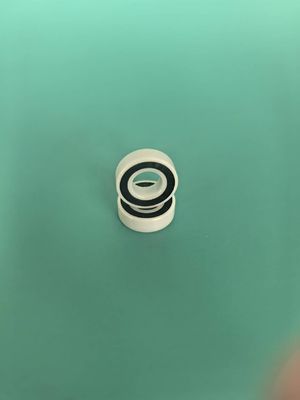 Des roulements à billes en céramique à double bouclier en ZrO2 Zirconia / Si3N4 Nitrure de silicium / SSiC Carbide de silicium
