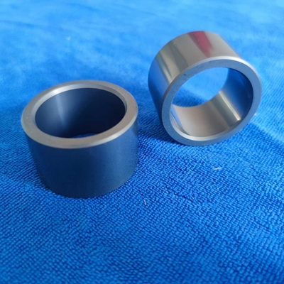 Manchon de palier coulissant SSIC personnalisé pour pompes, 1650℃ Température maximale
