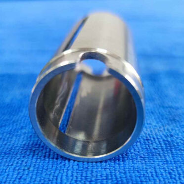 Manche d'expansion en acier inoxydable résistant à la corrosion personnalisée avec fixation sans clé pour pompes